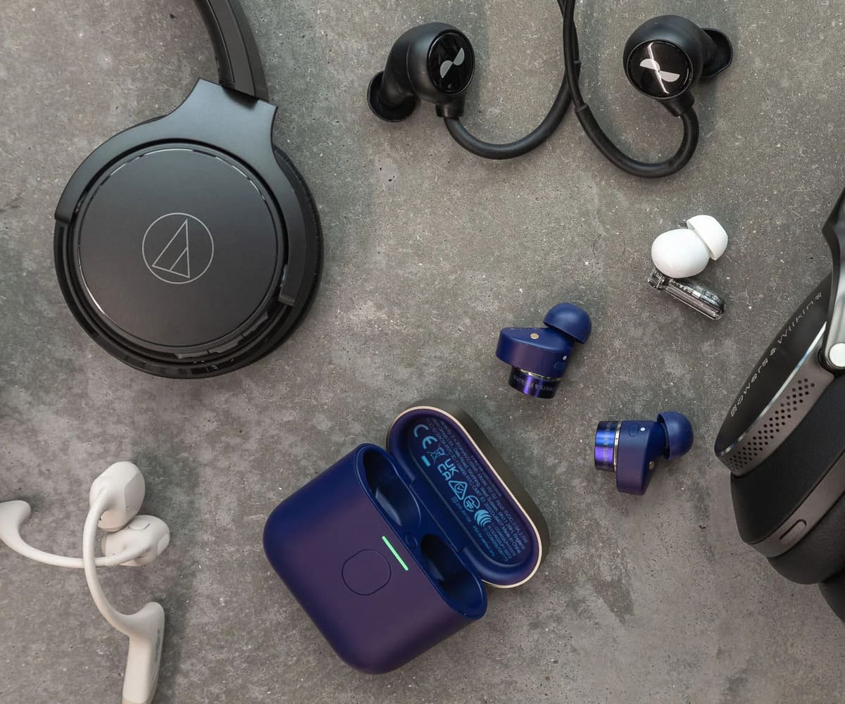 In China, there is a large selection of models of wireless headphones of different brands, price categories and functional capabilities - DiFFreight