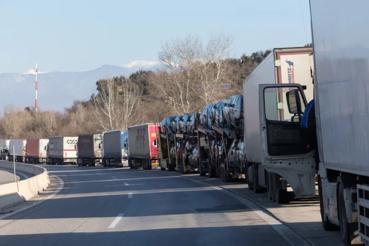 Як електронна черга спрощує життя водіям та перевізникам