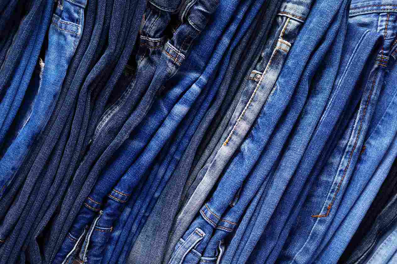 Wholesale Jeans from China — All About Direct Supplies and Profitable Terms for Business