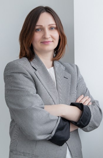 Набок Вікторія